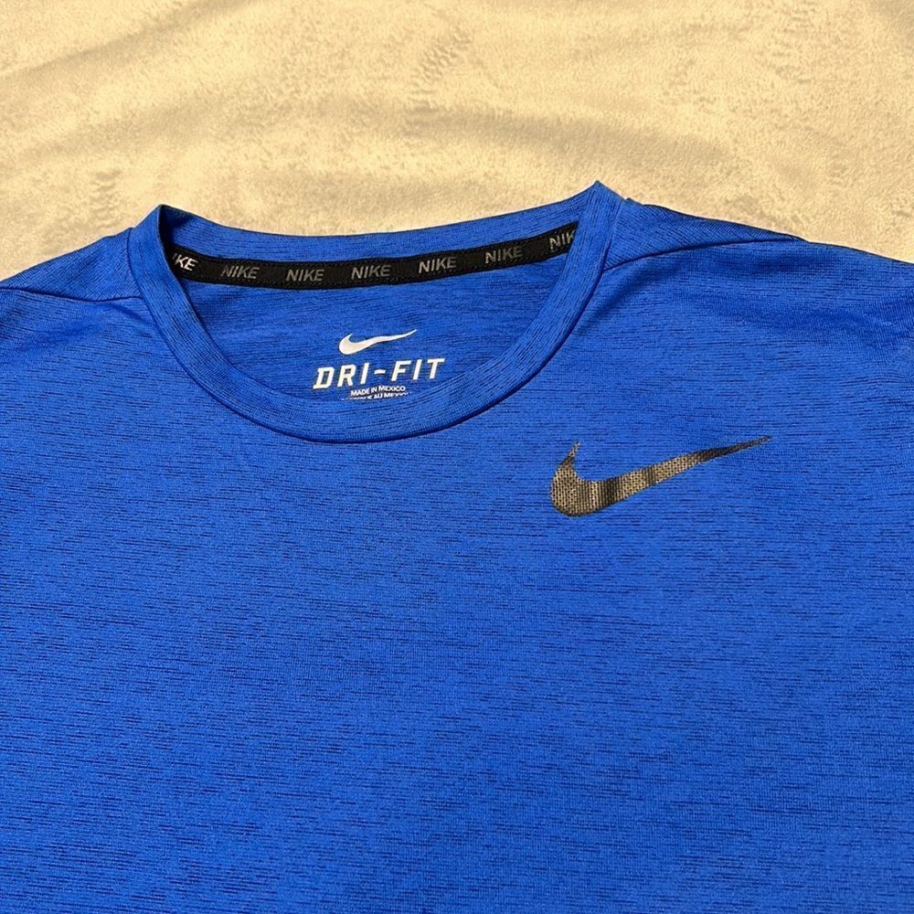 Nike Dri-Fit Shirt - Picture 5 of 6